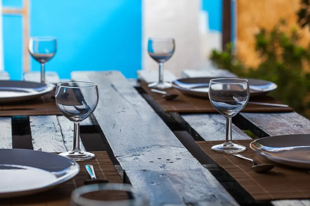 The Pallet - Guest House Santa Cruz